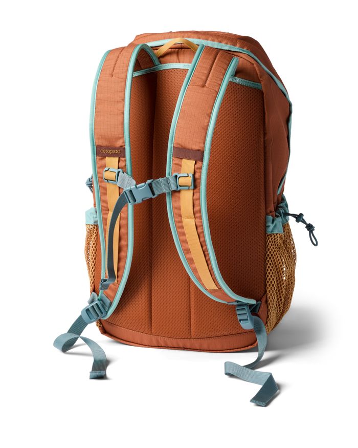 Cotopaxi Clase 28L Daypack Backpacks Cotopaxi Whiskey 
