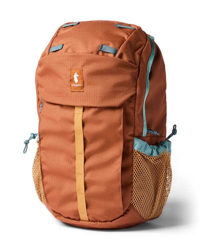 Cotopaxi Clase 28L Daypack Backpacks Cotopaxi Whiskey