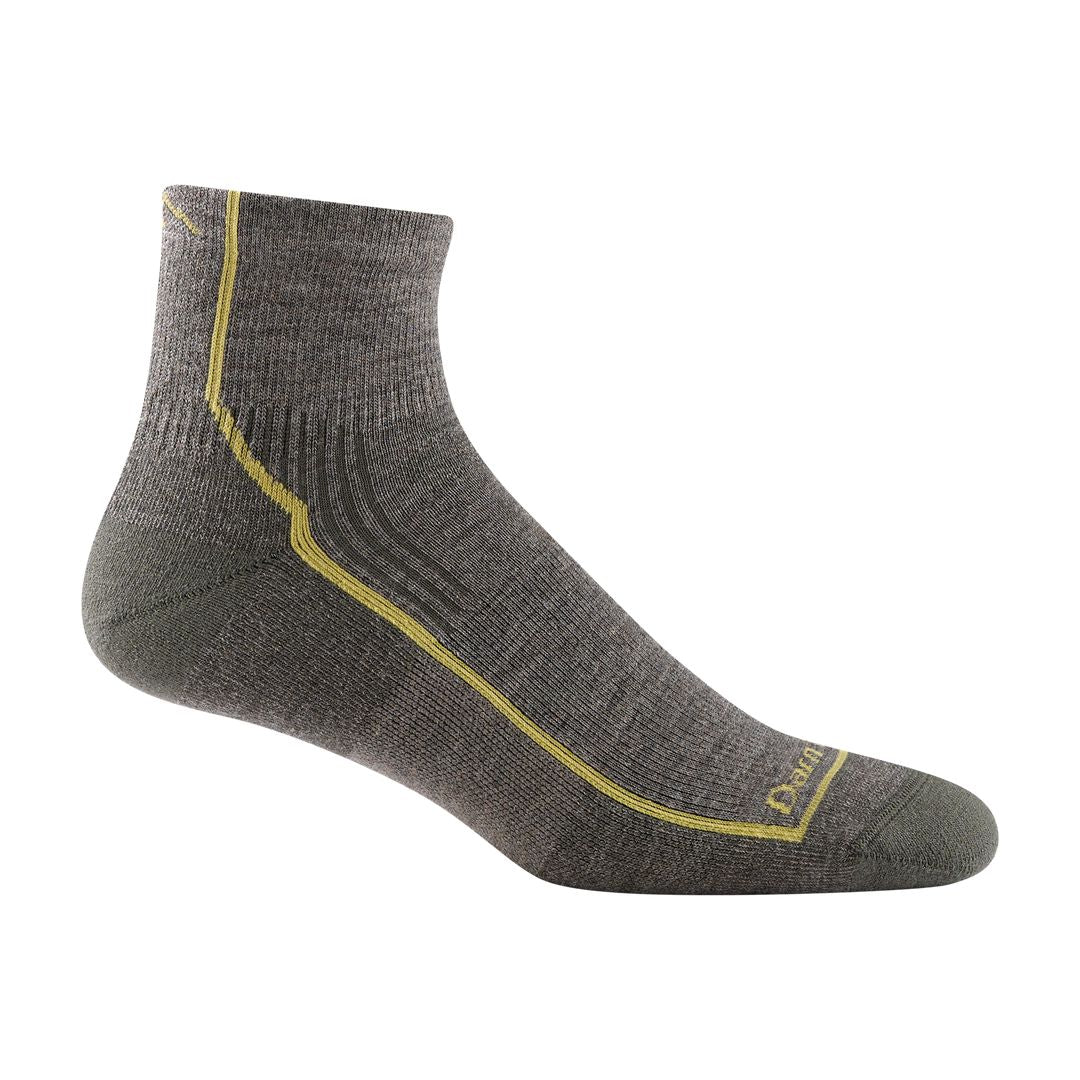 Darn Tough Hiker Quarter Midweight Hiking Sock - Men's socks Darn Tough Vermont Taupe M