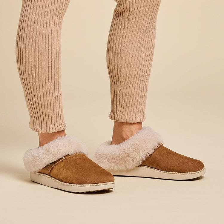 OluKai Ku‘i Slipper – Women's (Tan / Bone) Women's Slippers OluKai