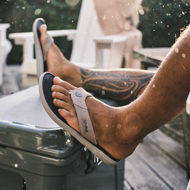 OluKai Pili Sandal - Men's (Ash/Mood Indigo) Shoes OluKai