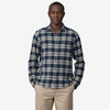 Patagonia Long-Sleeved Lightweight Fjord Flannel Shirt - Men's General Patagonia Base Camp: New Navy S